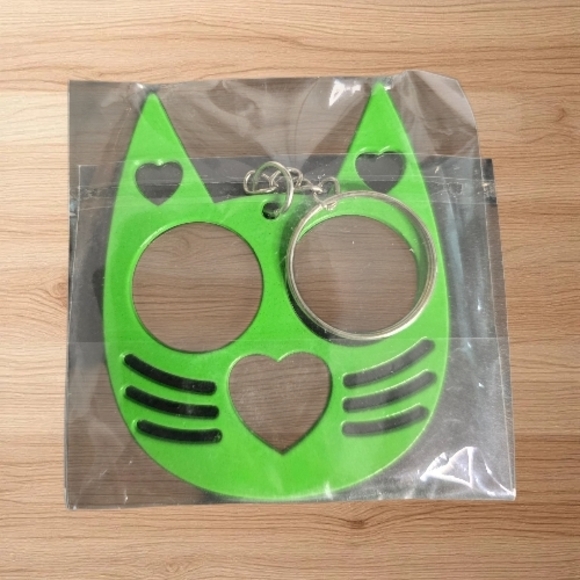 Cat Self Defense Keychain – Safety Accessory – New - Picture 3 of 3
